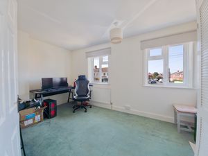Bedroom- click for photo gallery